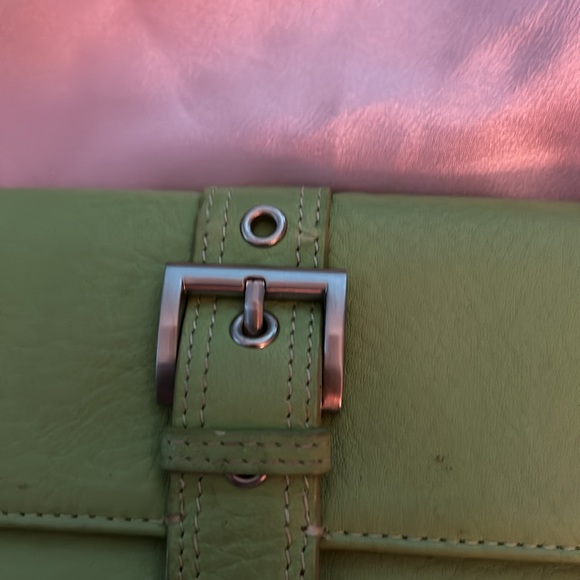 Lime green Talbots leather wallet - Picture 2 of 8
